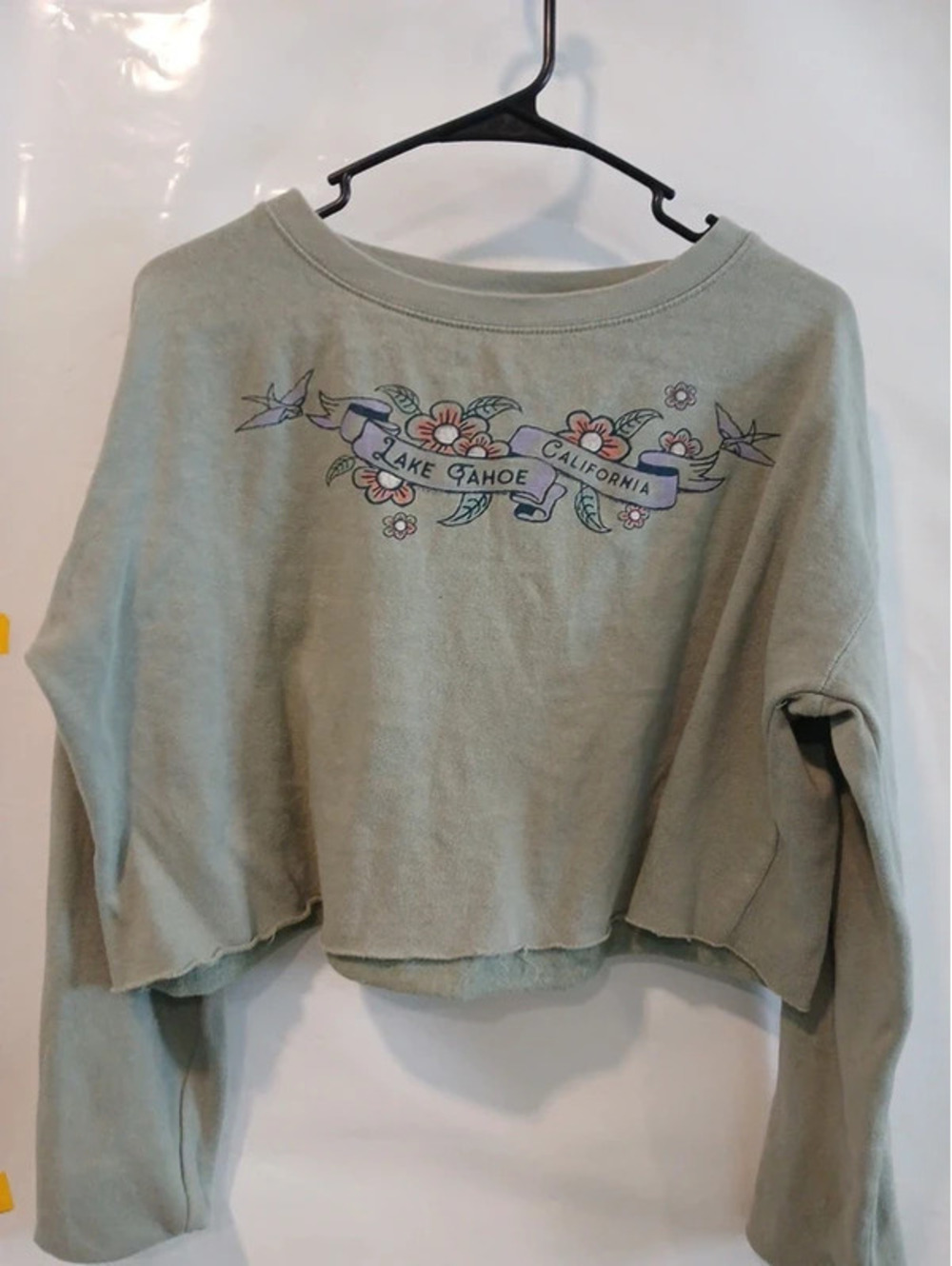 Girls woman size Small crock top sweater